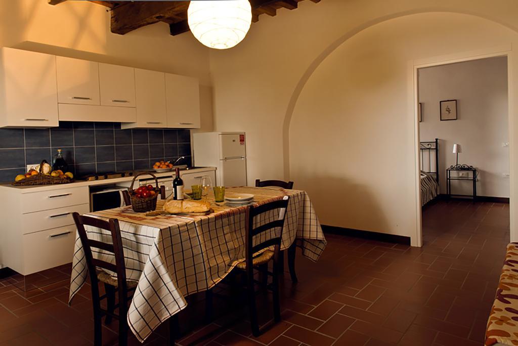 Agriturismo Poggio Agli Ulivi Riotorto Exteriör bild