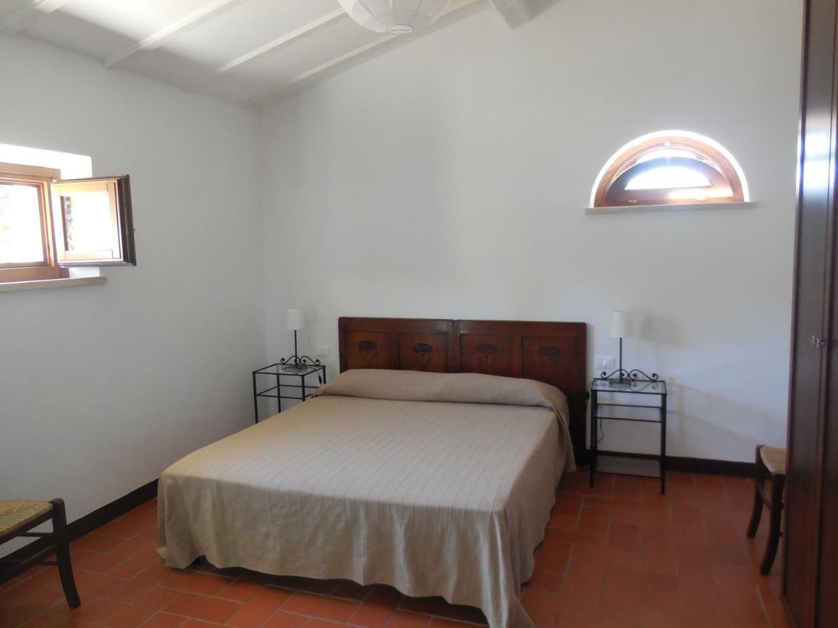 Agriturismo Poggio Agli Ulivi Riotorto Exteriör bild